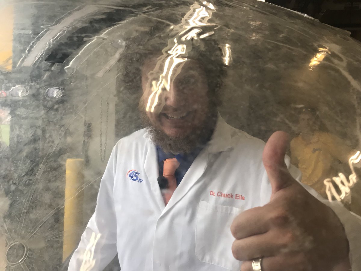 DrChuckElls's tweet image. Sometimes you end up inside a #humanbowlingball and sometimes your @kstc45 news friends take pictures instead of helping you out. #lackofoxygen @LBrownKSTP @KDoranKSTP @StPaulSaints