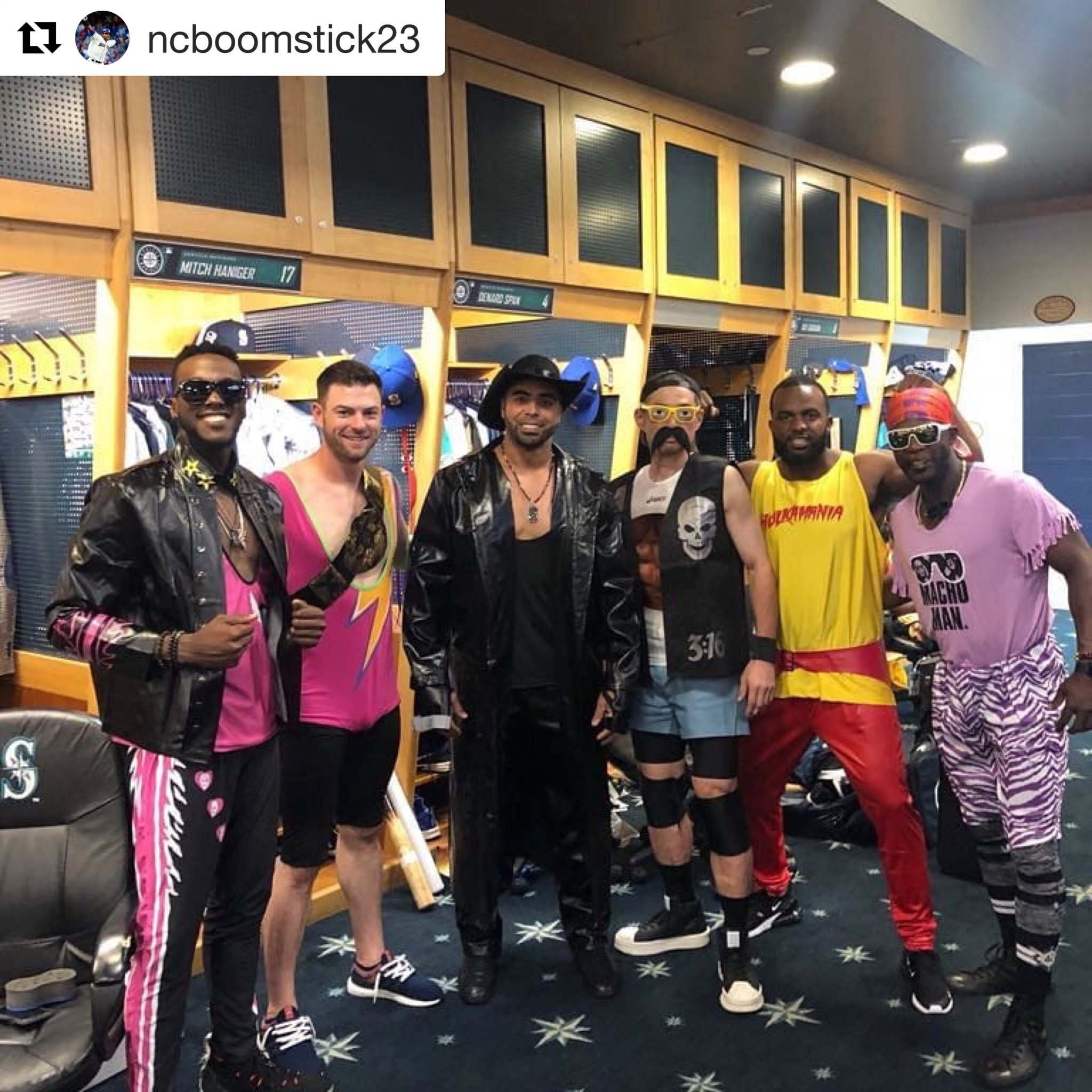 You look good today повторяться. You looking good. Обложка music im good. Looking good today. I look real good.