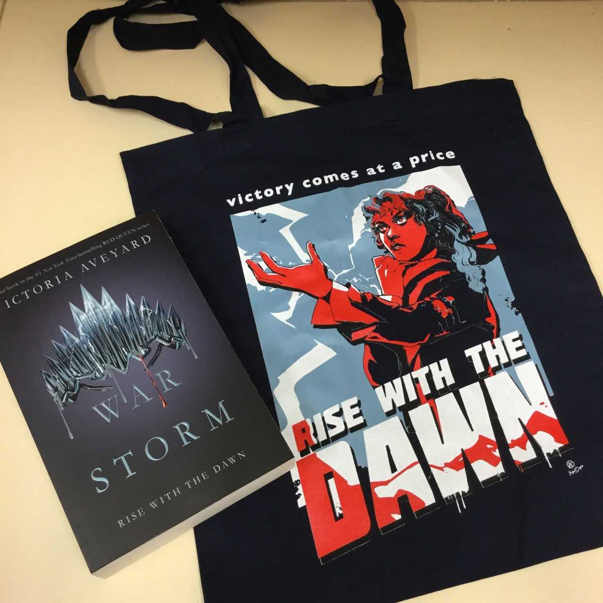 ClaremontBooks's tweet photo. PSA: We have some @VictoriaAveyard Tote bags to give away with her latest book 'War Storm' ! While stocks last folks! #WARSTORM #Booklovers @orionbooks https://t.co/vrTBV6cZWz