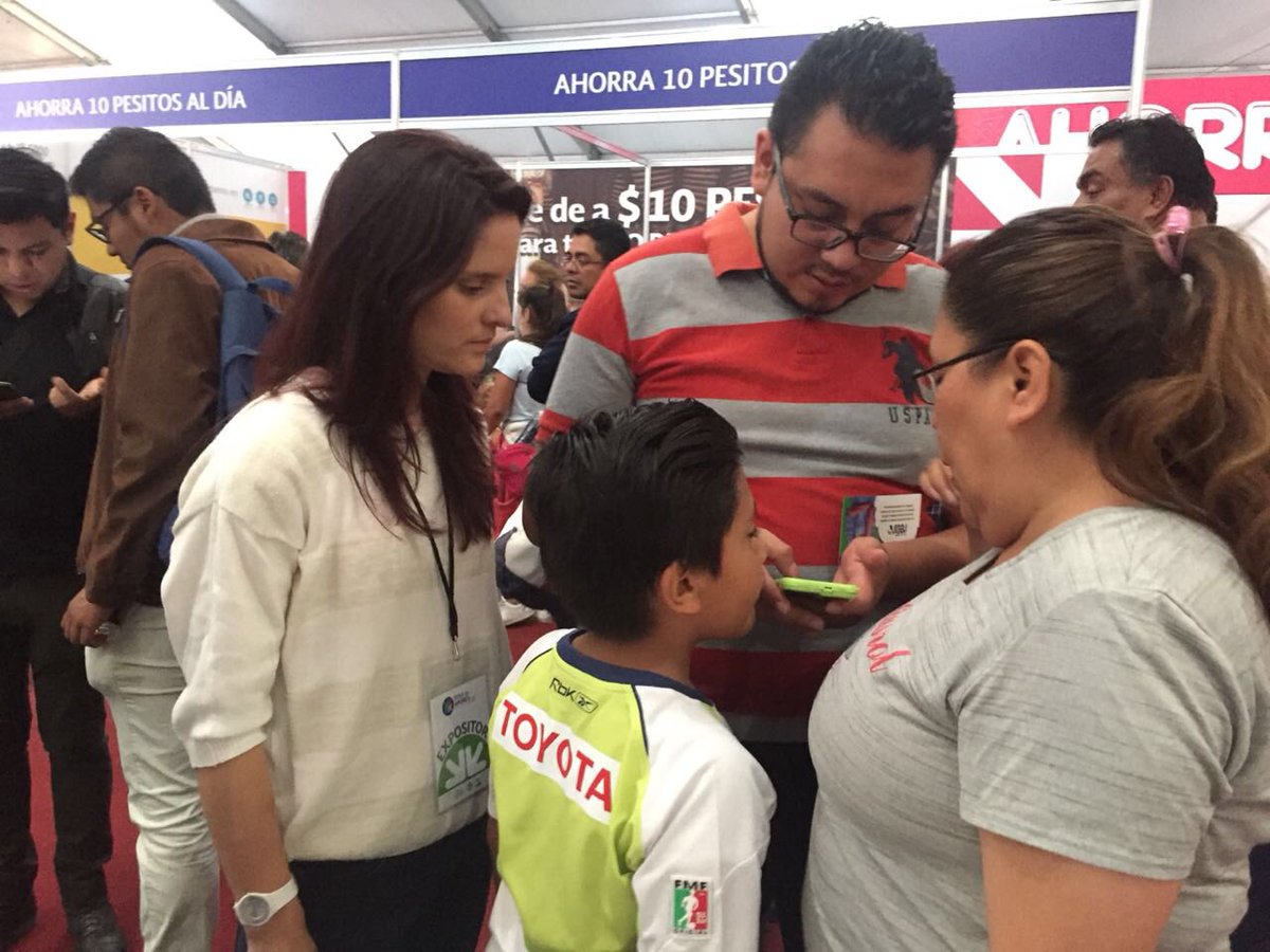 millas_retiro's tweet photo. Hoy terminamos la #FeriaDeAFORES2018 y cómo es #DomingoDeGanarSeguidores queremos darles las gracias por habernos acompañado. 🙂😉💫👌🏻🥇🏆🤓 https://t.co/iVSIx2Q77s