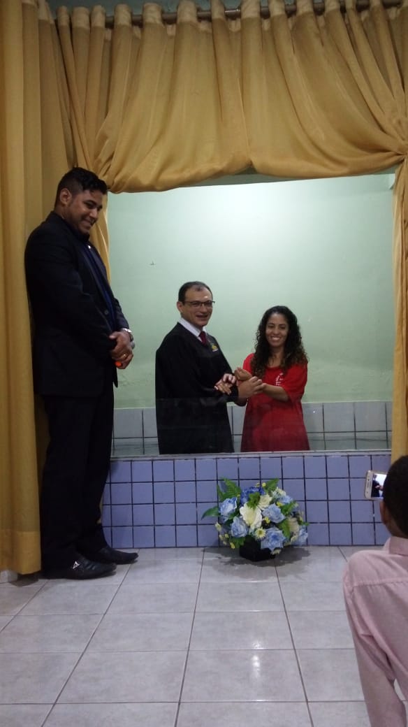 pr_juniorlira's tweet photo. Deus tem feito maravilhas em nosso meio. 
Mais uma alma entregou sua vida a Cristo.
Ponte dos Carvalhos está em festa.

#DistritodoPoder https://t.co/X4vLns6GBQ