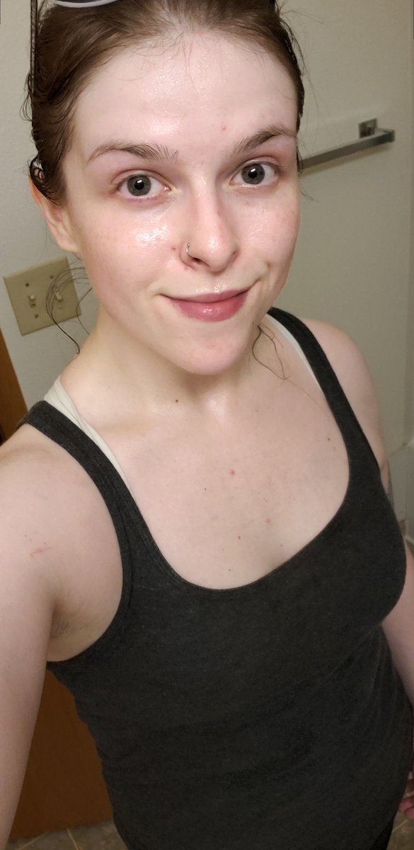 nug_snugs's tweet image. I pulled so many weeds dude #SWEATYSUNDAY