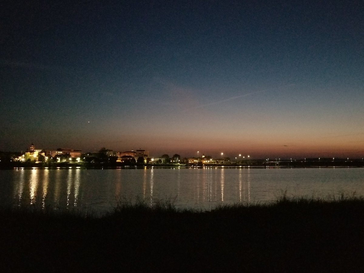 JMacIntoshNB's tweet image. Beautiful evening in #Fredericton