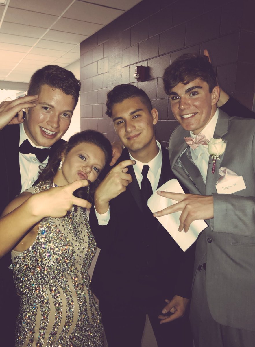 jacobhines_'s tweet photo. Big s/o to the man @will_hanigan8 happy birthday brotha! Can’t wait to make some memories at the crest together! Hope carti put on a good show for ya 🗣 https://t.co/85yC19pHfi