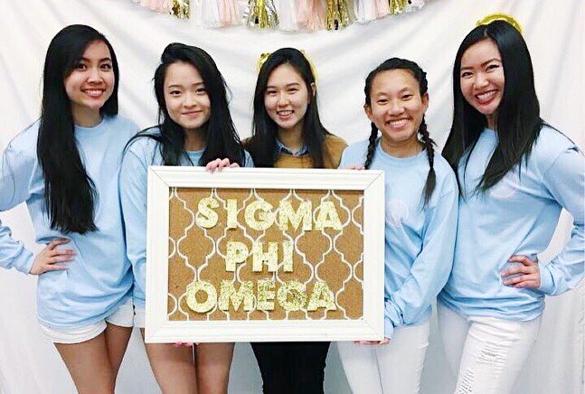 UHSigmas's tweet photo. Awwwwww! Today is #NationalSistersDay 👩❤️👩 We weren’t born as sisters but fate brought us together and connected us by heart ❤️ Join Sigmas and become a part of our sisterhood!! #NationalSistersDay
#wearefamily
#igotmysisterswithme
#sigmaphiomega
#uhsigmas
#rushsigmas https://t.co/1VISMcfYpZ