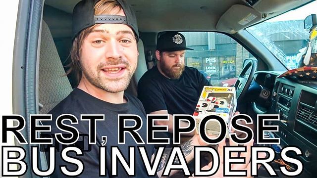 DigitalTourBus's tweet photo. Rest, Repose takes you on a tour of their tour van!
Video available at https://t.co/unLnKm1VVB
#restrepose #jareddines #djent #heavymetal #metal #metalmusic #metalband #digitaltourbus #businvaders #tourvan #vantour #van #music #band #interview #video #tourlife https://t.co/QfK2UNS9yN