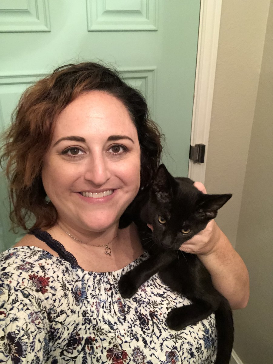 MsWoodCMS's tweet photo. Volunteer selfie! Rudy and Judy went to an adoption event looking for their furever home today. Rudy is in the picture. Fostering with ARC- Animal Rescue Crusaders of Texas is the best! #cmssummer2018 #cmsselfiebingo #fostermom #AdoptDontShop @curtiscougars https://t.co/f5g2x5UQFi