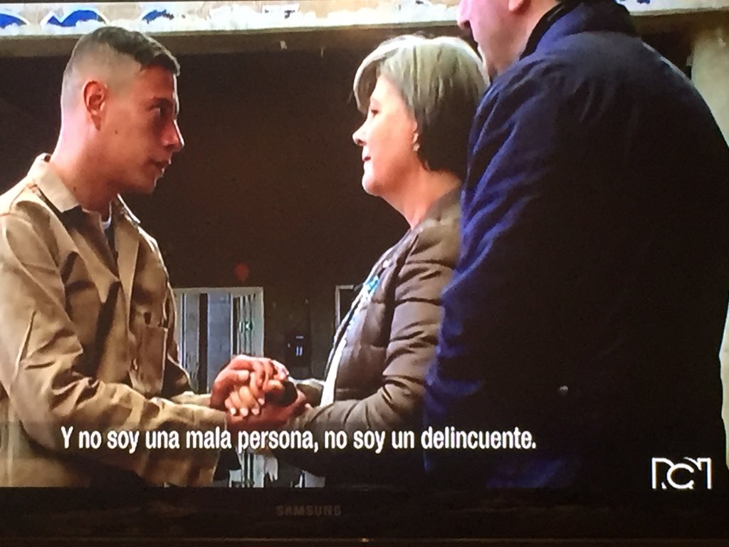 glorialozanob's tweet photo. No hay nada más difícil para un ser humano q perdonar y pedir perdón! @Valientesfarias @FelipeArias71 @CuatroCaminos #4caminos https://t.co/4HZOfQf0Cw