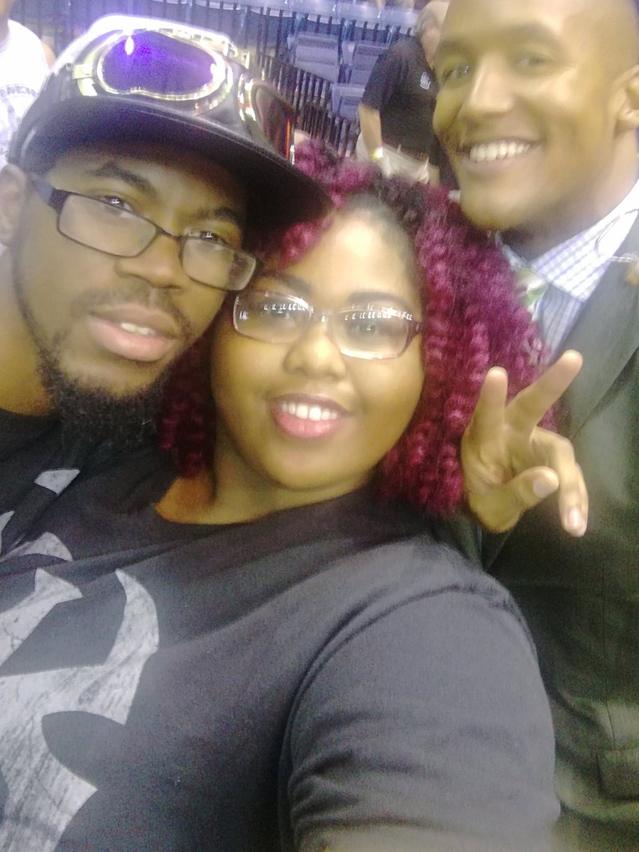 SHQPharaohFGC's tweet photo. This event was great. Byron was a great host it was awesome meeting him at this event. https://t.co/eOketcqsL7
