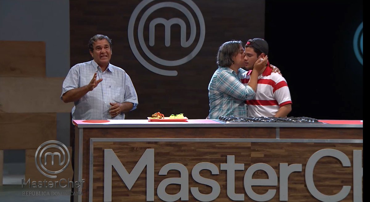 masterchefRD's tweet photo. ¿Que dirán los jueces a Jean Herrera? ¿Pasará a la siguiente etapa de la competencia? Y aún faltan más participantes por enfrentar a los jueces. No te pierdas el capítulo 2 de #MasterChefRD el próximo domingo por @telesistema11rd https://t.co/hv7rrkK9Qa