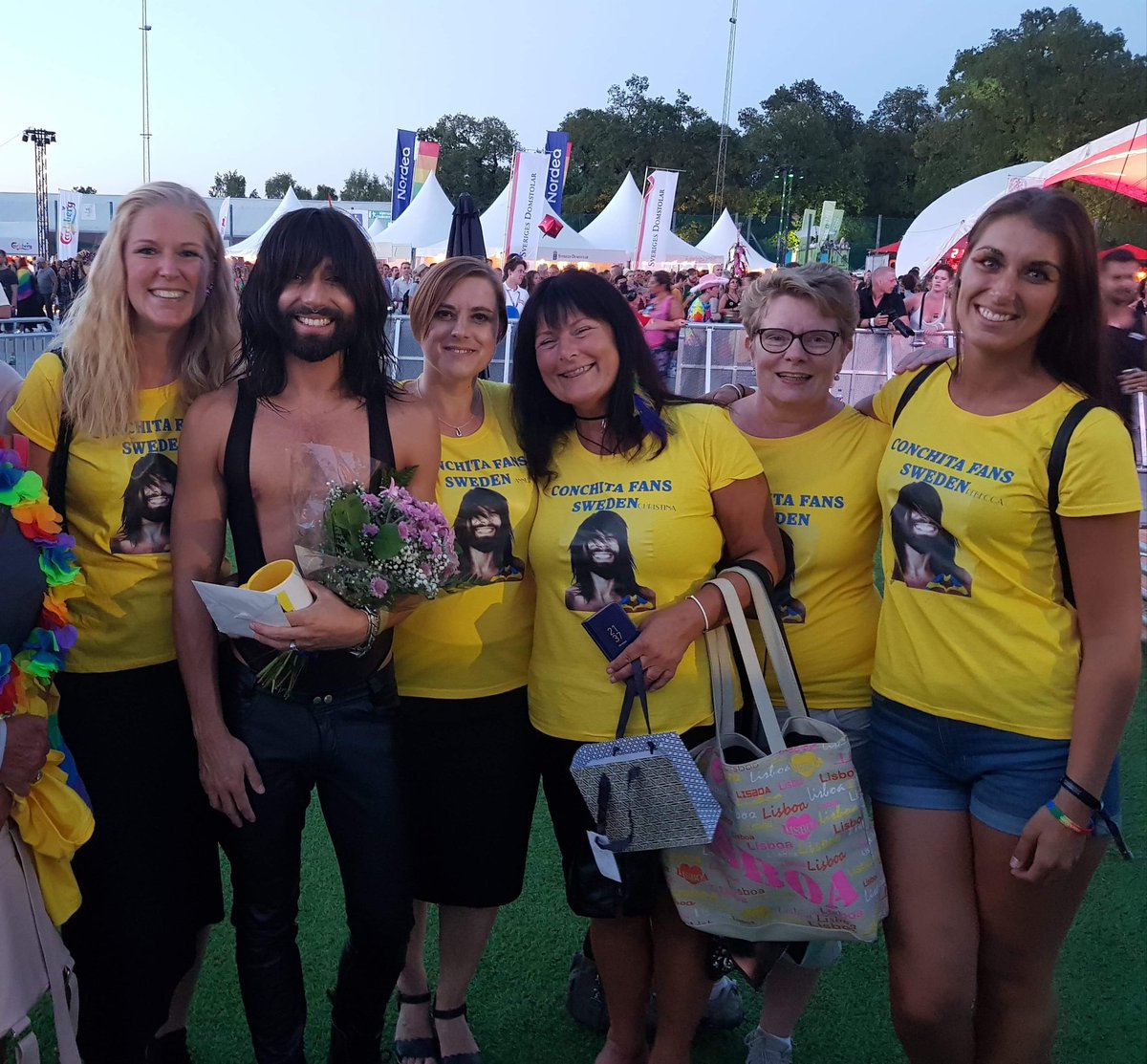 ConchitaFansSwe's tweet photo. Welcome to the ~First Swedish Fanclub~ of @ConchitaWurst ❤️
Follow us also on Facebook:
https://t.co/HCFFlOdpgk
and Instagram:
https://t.co/mcbwwZ53tu
❤️ Anna, Anneli, Christina, Rebecca. ❤️ #SwedesForConchita #theunstoppables https://t.co/Gjurrmk0eT https://t.co/U3RQgteVTL