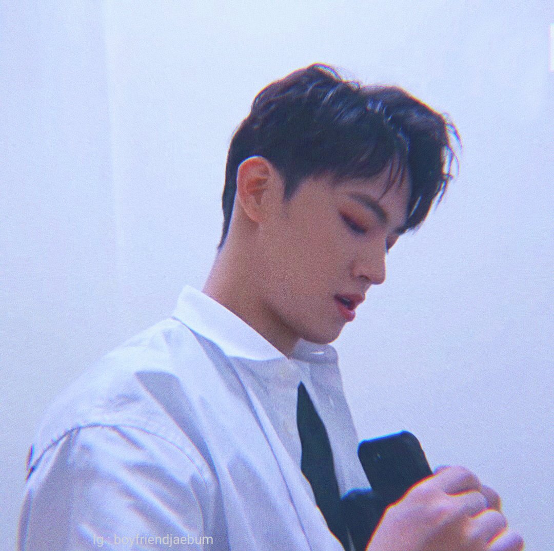 bf_imjaebum's tweet photo. Jaebeom looking hella good in every single angle

#got7 #갓세븐 #JB #GOT7WorldTour #EyesOnYou #Defsoul #jaebeom #jaebum #재범 #제이비 https://t.co/ZQ1IVjkeDF