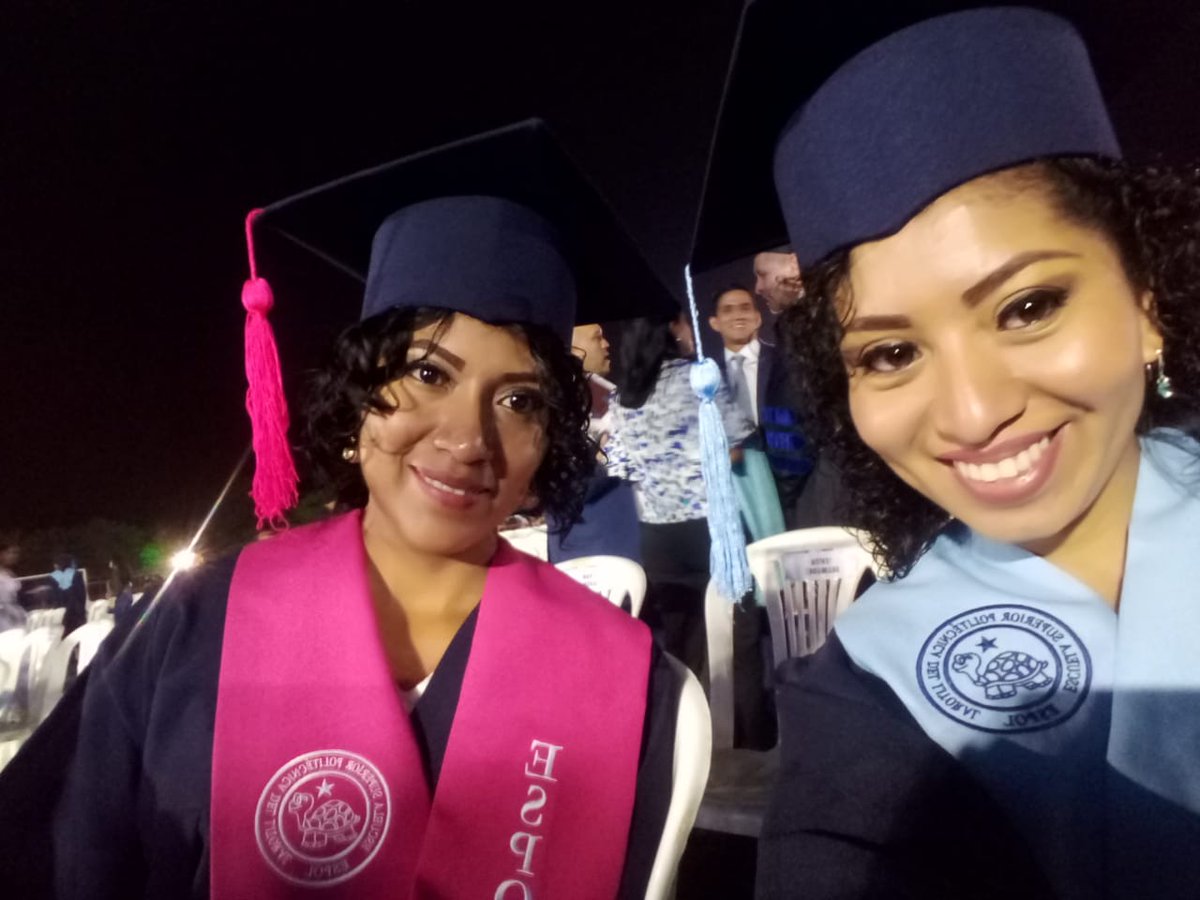 VeronicaJalca's tweet image. #GraduadosESPOL2018  Go it! #EDCOM #FIEC @cparedesverduga @amjalca