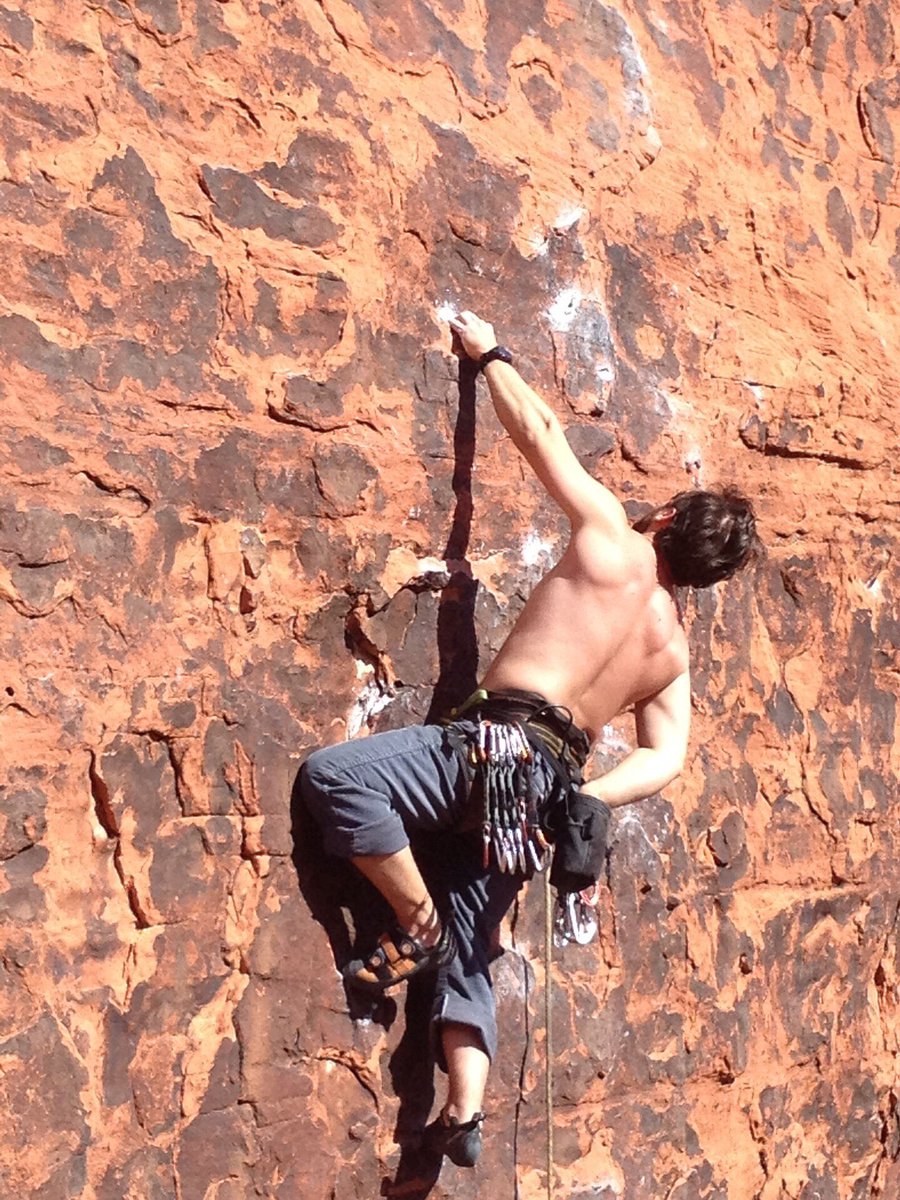 ridgebreakbrand's tweet photo. Climbing High ⛰ #mountains #climbandmaintain https://t.co/8NXTBwYyCv