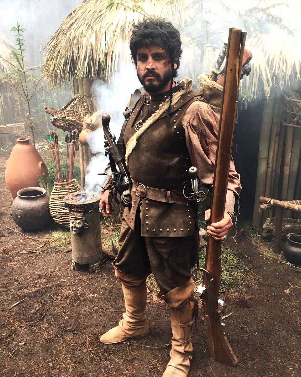 everardoarzate's tweet photo. ¡Feliz por formar parte de este proyecto! Sitiados lll @FOXPremiumLat #everardoarzate #sitiados #seriesfox https://t.co/MMnSiGy2xD