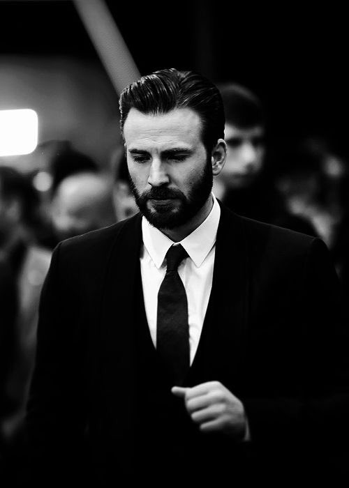 . * 　　 ·  ˚  　　　
 　　　 *  · 
　  . * 　
 　 　　　 　　　　　    　　
　 ·  　 　　  　　　 ✧
 · · 　　　　   .  .