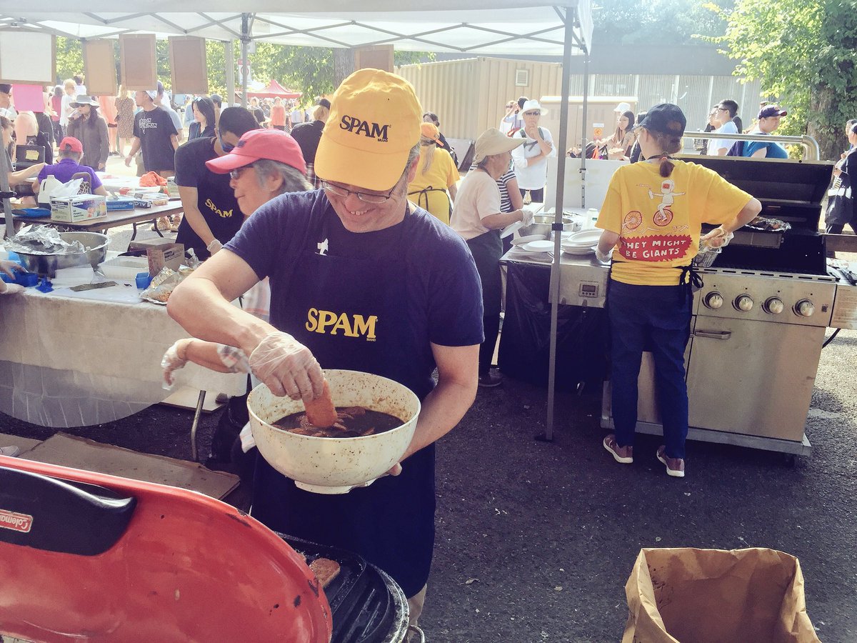 WYipJD's tweet photo. @lorene1voice @ubcprez @gvjcca_org @najc_ca Glad we ended up being in town for #powellstreetfestival. Thanks to many volunteers who made the very tasty #Spam #Musubi &amp; #SalmonBBQ! https://t.co/6oefZMCJVD