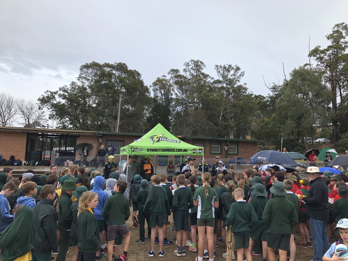 JakeBalnave's tweet photo. 32 teams contested the #LowerMountains @woolworths #CricketBlast School Cup at Glenbrook Oval today. Big thanks to @GB_Cricket for running the BBQ and the local schools for their efforts!
#PlayCricket https://t.co/s8bZqch01E