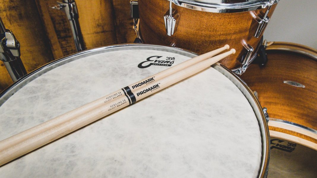 uptone_pl's tweet photo. @promarksticks rozszerzył linię pałek perkusyjnych #SelectBalance o modele wykonane z klonu.  Opiekunem marki w Polsce jest firma @musicdealerpl https://t.co/u5j6QPEJpk https://t.co/JhjXxRCEjF