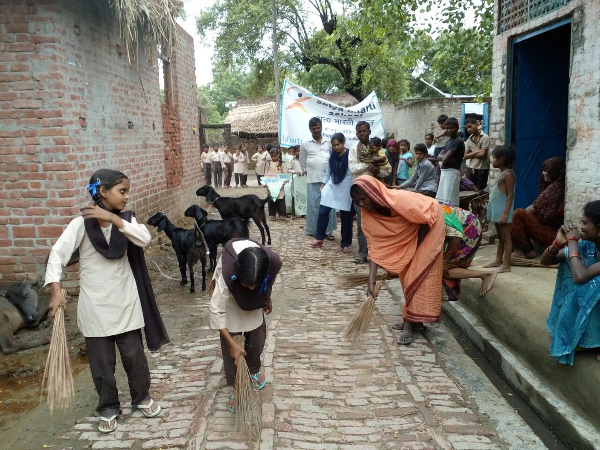 bhartiairtelfdn's tweet photo. When citizens join hands, a nation develops. @bhartifdn’s Satya Bharti Abhiyan to improve rural household sanitation facilities in Punjab is a major initiative towards achieving a #SwachhBharat https://t.co/0fa10KMxE8