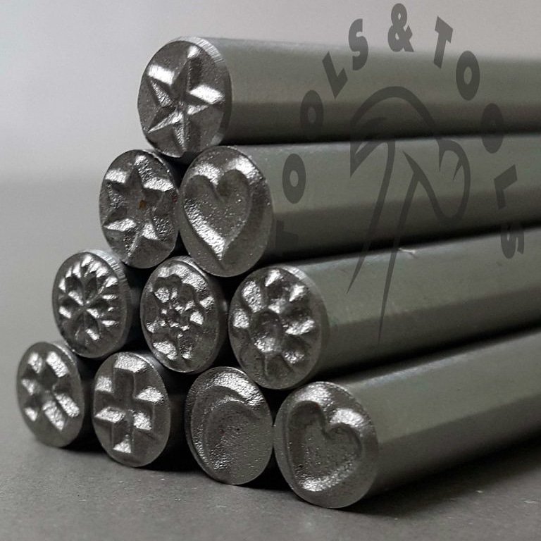 ToolsNTools's tweet image. Punches and stamps in stock now. bit.ly/2AKXV6J

#jewellerydesign #jewellerytools #jewellerymaking #jewellers #jewellersbench #jewellerstools