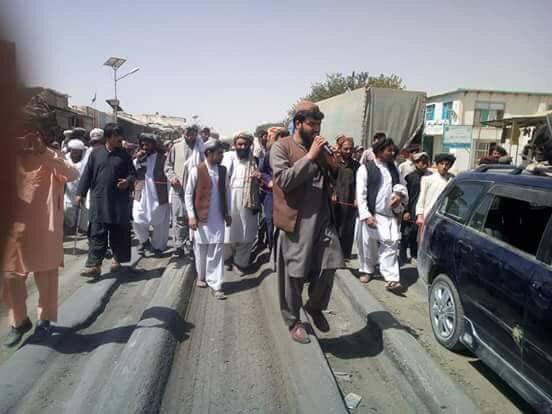 Afghan_PM's tweet photo. #AfghanProtectionMovement and Zabul Province Tribal elders call for ceasefire and start peace talks,If the armed groups in the clash will not respond positively,we will be prepare for national uprisings @BBCWorld @ashrafghani @UN @zola614 @realDonaldTrump @KindleNYTimes @cnnbrk https://t.co/B8fvnBxcOe