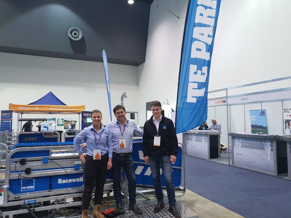 Shaydn, Matt and Almonzo from TePari having a cracking day at the 2018 Perth LambEx convention, demonstrating the Racewell handler #livestockmanagement #westernaustralia #farmingaustralia #sheepfarm #lambex #lambex2018