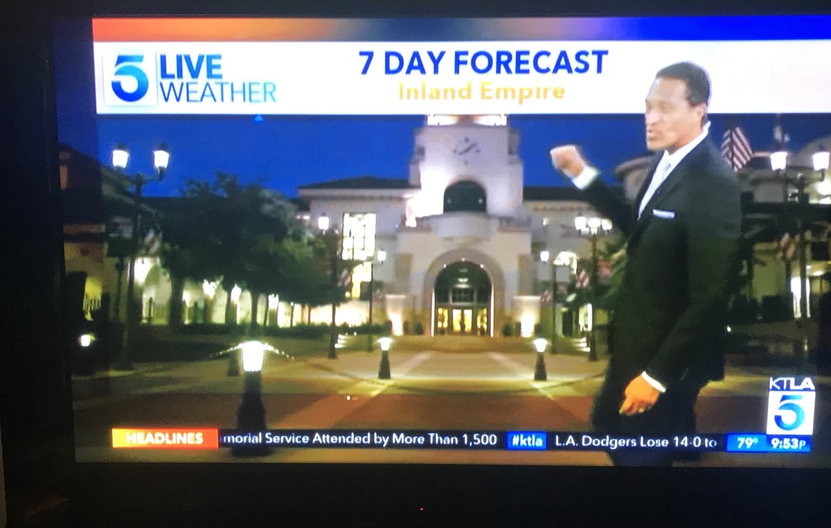 Hey, I recognize that building! Temecula’s beautiful City Hall featured on the <a href="/KTLA/">KTLA</a> news tonight.  #visittemecula #Temecula #news