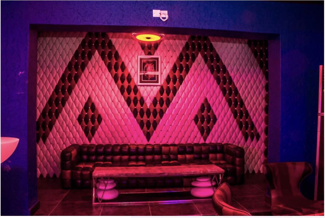 swing_motel's tweet photo. #swinginnmotel ...vip section....come party with us....Every Wednesday,Friday and Saturday of the week....💃💃 https://t.co/vNGS6zszuj