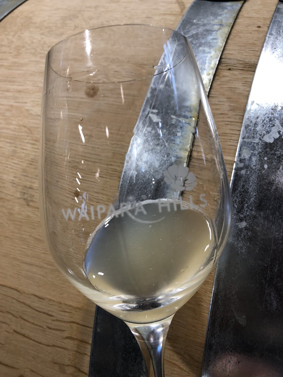 It was a pleasure to taste through the delicious #V18 aromatics today #Pinot Gris #riesling. And the yummy #chardonnay. #waipara