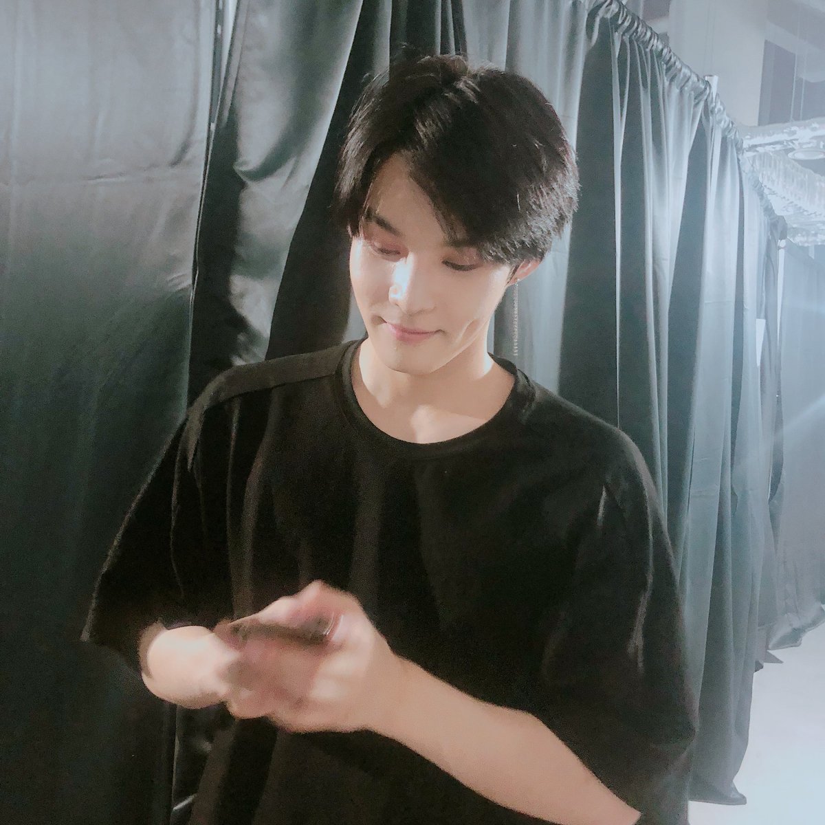 victon_italia's tweet photo. [#VICTON] Celebrando l'apertura del l’account Twitter dei Victon💙💛
I nuovi proprietari di Twitter Victon stanno organizzando un Mention-Party con Alices, a partire da adesso!
Il terzo membro⁉️ Sejun💕
Vai dritto a
@NewWorld_VICTON e invia messaggi a Victon🤗 https://t.co/ydLeFylRkW