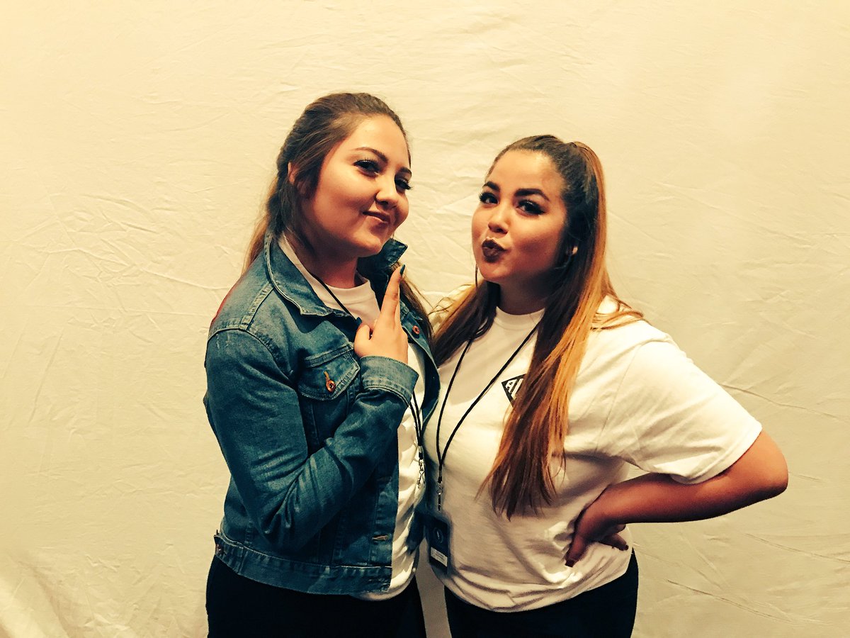 not_ur_avg_gal's tweet photo. Before the night ends, just wanted to say a BIG HAPPY BIRTHDAY once again to one of the greatest motivators I know. Love you to Mars and back 💘🎂🤪🎉🍾 #twerkmaster https://t.co/Ft51yf0Y6j