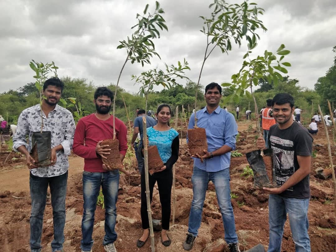 vcanmakechange's tweet photo. Harithaharam.
Attended GHMC internship for Haritha Haram.
At Central Research Institute for Dryland Agriculture
#GHMC #HarithaHaram #ship2018 #savetrees #WCMC #wecanmakeachange #greenchallenge #plant #NGO #tree #internship https://t.co/cwylBK5XfH