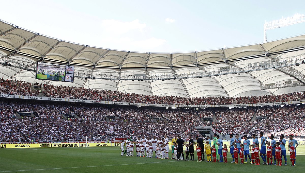 VfB_int's tweet photo. #VfBATL A good performance in the 1-1 friendly draw with @atletienglish positively rounded off the 'Tag des Brustrings' for VfB.⚪️🔴
To the match report 👉 https://t.co/FcfKjRnFq6
#stuttgartgehtab #TagdesBrustrings https://t.co/1u65VaKuPi