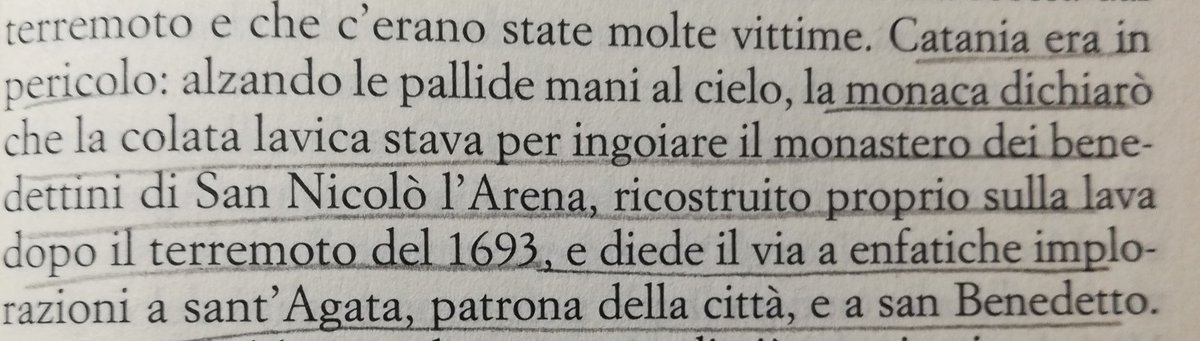 MariaStupia95's tweet photo. Quando leggi un romanzo su una monaca benedettina ed è subito odore di casa 😍❤️ #book #reading #catania #university #lamonaca #AgnelloHornby https://t.co/xKZf19Gfzm