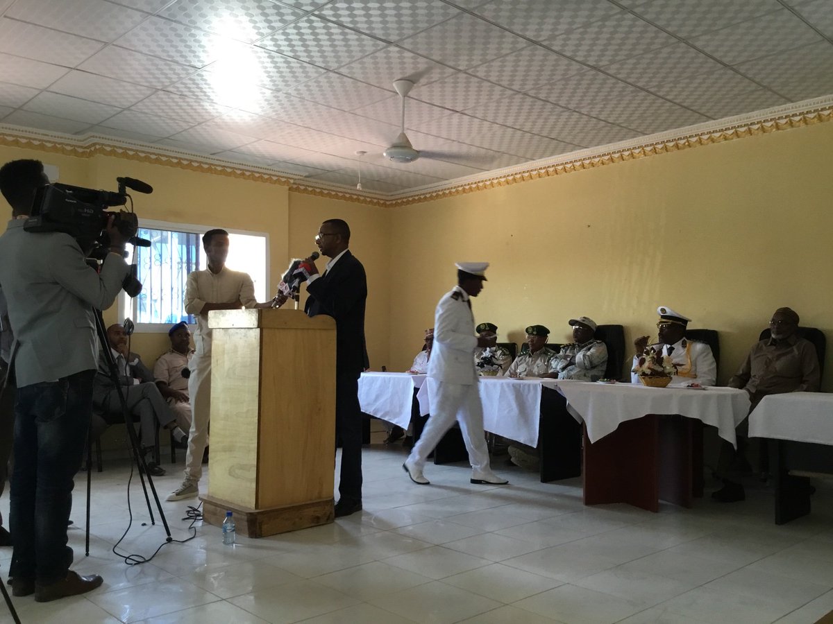 TransparencySol's tweet image. Government Liaison Lead Deeq speaking at the farewell ceremony of the Commander at the Coastguard HQ in #Hargeisa - we look forward to keep working together with @somalilandcoas1 and new Admiral on #institutionalbuilding #DhismahaHayadaha