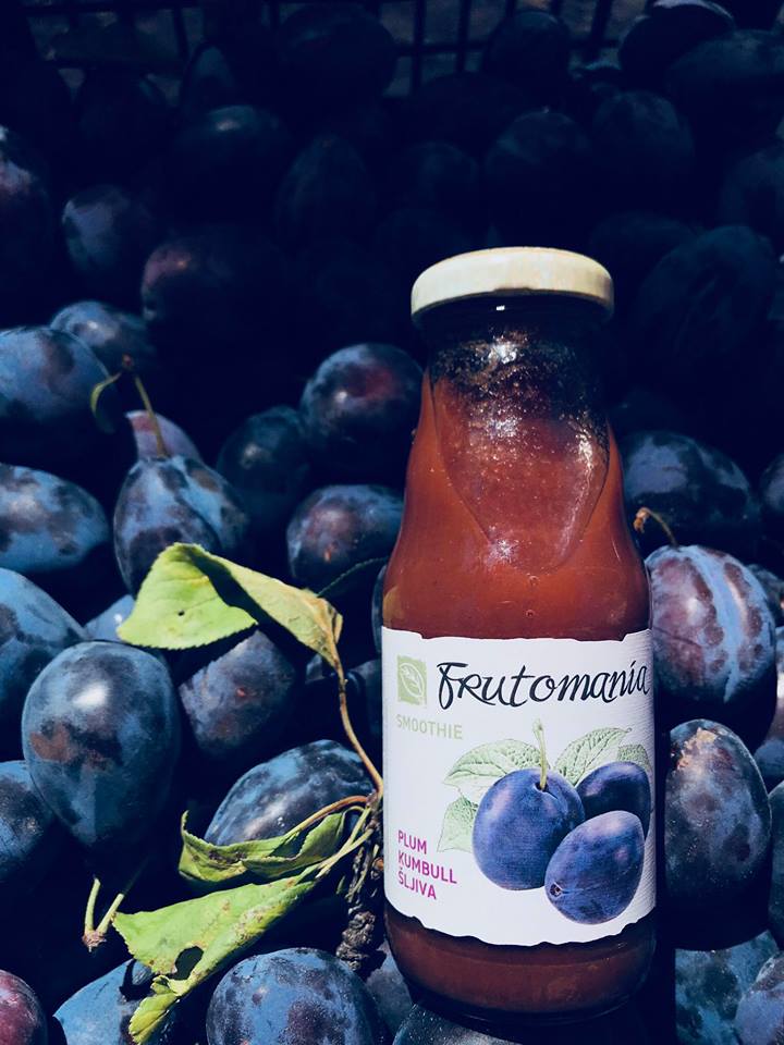 Juice it up! #frutomania #goodmorning #juice #plum #Amazing