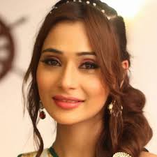 Happy birthday to my fb friend Sara Khan 
