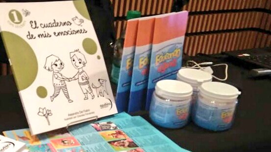 EducandoElGenio's tweet photo. #EducandoElGenio en #FeriaDelLibro #Bragado https://t.co/Zio2jhJGNq