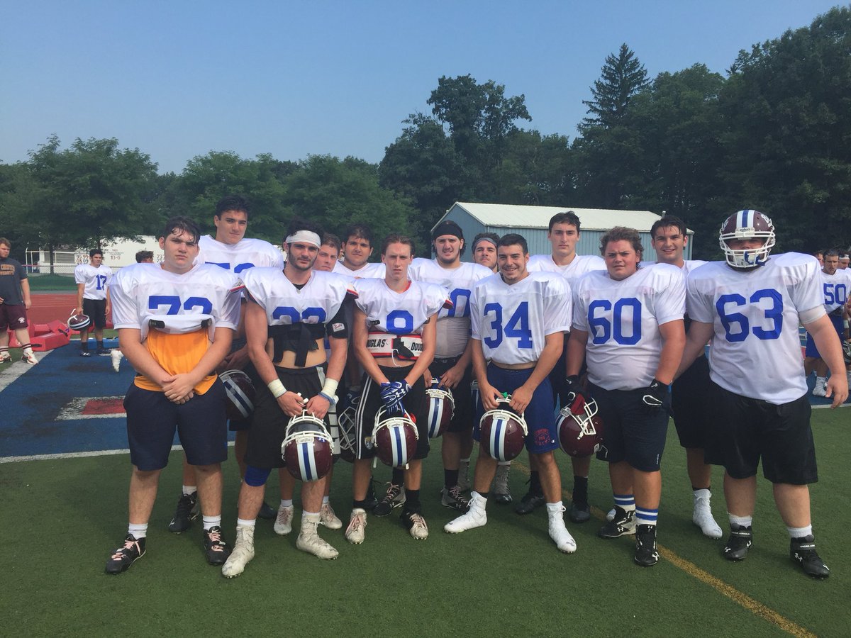 sportsTT's tweet photo. 2018 AROUND THE CAMPS: Dunmore Bucks seniors https://t.co/Cc9muKo0to