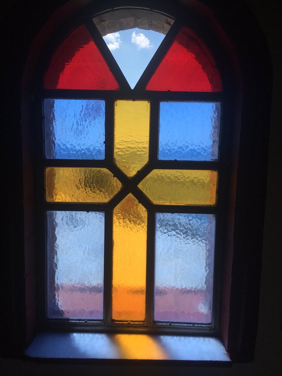 fromvlee's tweet photo. Heerlijke Griekse altaartjes langs wegen, op bergen en terrasjes #volksdevotie #christendom #griekenland https://t.co/nS2iQUu20Z