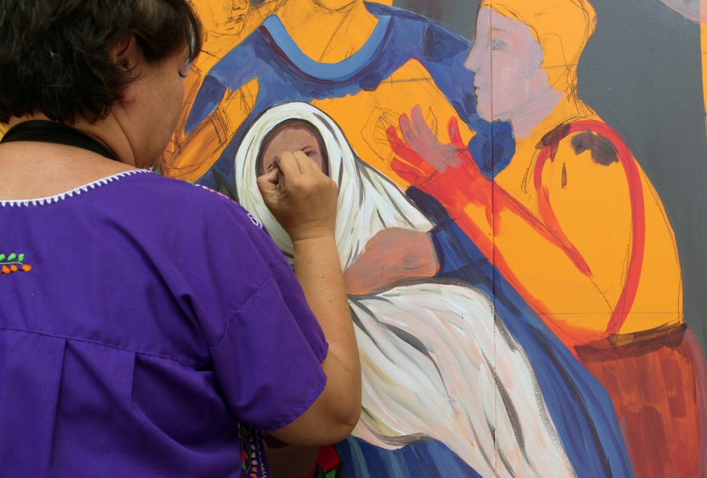 Have you driven by the Heritage Society building lately? The faces of Mama Ninfa and other key Hispanic figures mix with themes of Mexican immigration >> localhoustonmagazine.com/community/the-…