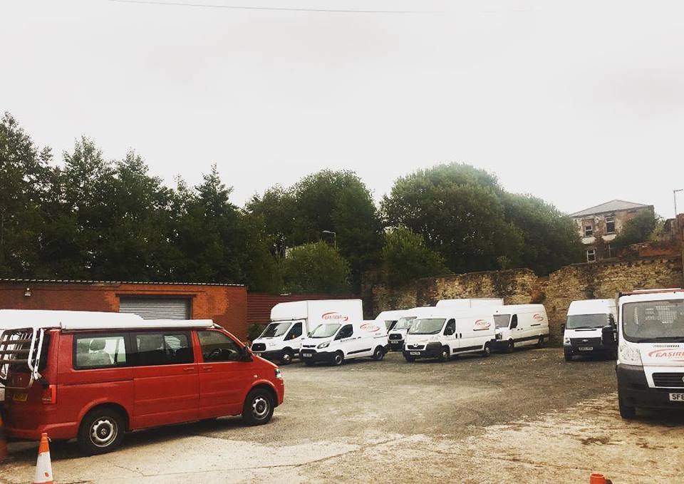 EasirentBlkburn's tweet photo. 🚍🚘 we’ve got an excellent range of cars and vans available 🚘🚍
LWB, SWB, combos, tippers, dropsides and more!
Call 01254 495999 for more information 📞
#vanhire #selfdrive #vwcampervans #blackburn #hirevehicles https://t.co/n206HoO2mB