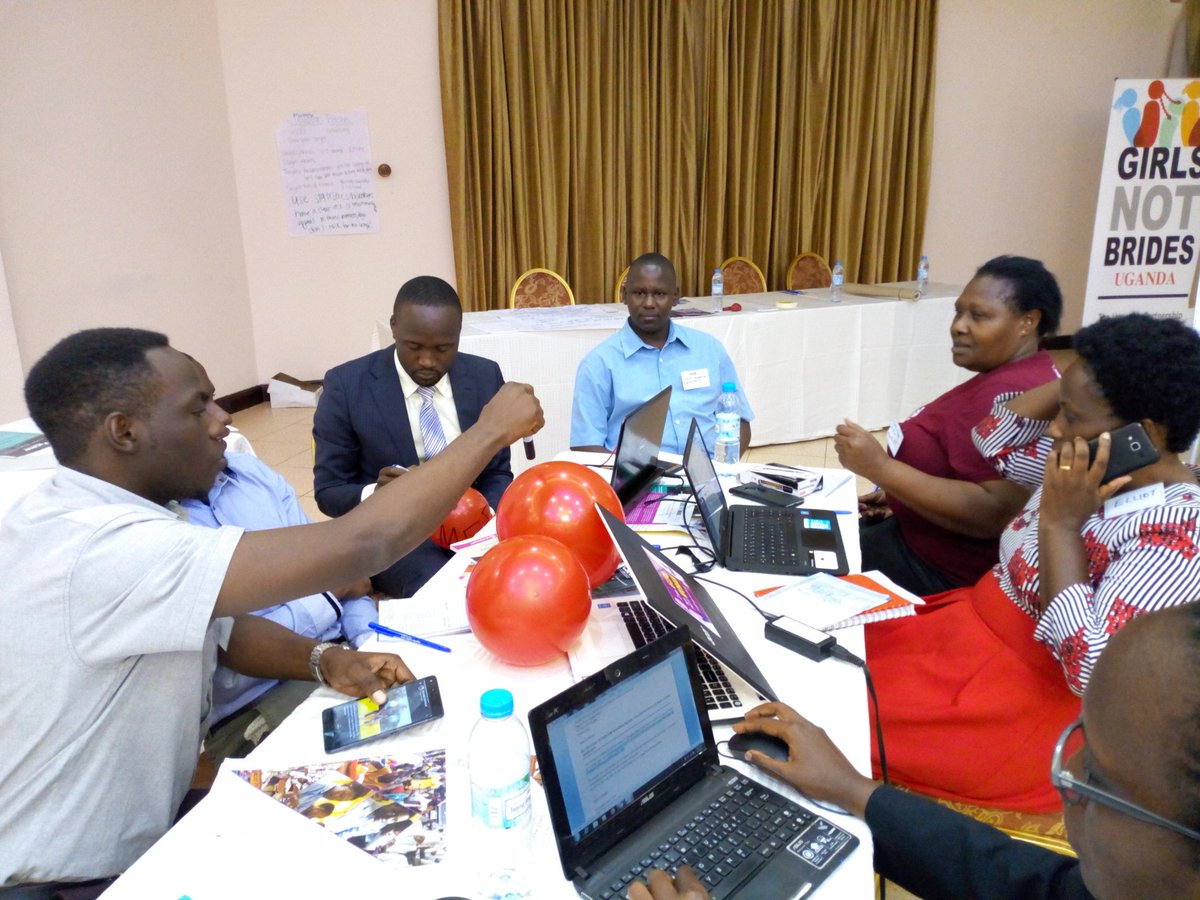PatriciaPanabel's tweet photo. Session - Balloon Exercise. Key Targets to end Child Marriage. https://t.co/5N3hJRtobH