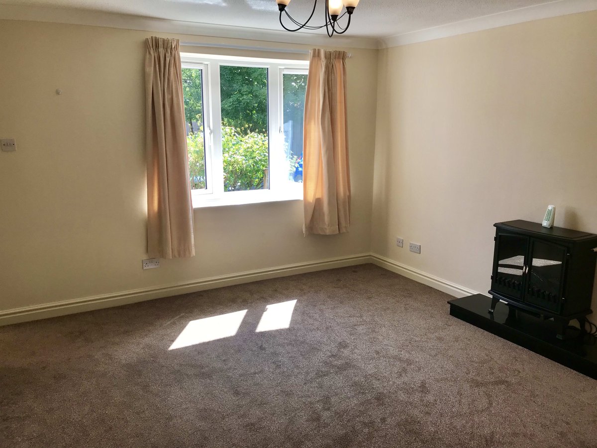 PROPERTY OF THE WEEK! 

Get more for your money in Elvington.. 

£675pcm - call now to view - 01904 638999 

#Northwood #York #Lettings #PropertyOfTheWeek