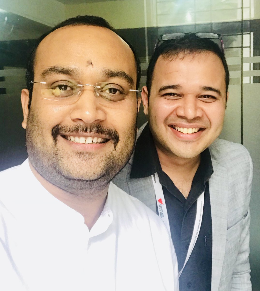 chiranjeevijety's tweet photo. Met Shri Dr Sharath Chandra Kamath Ji , Dean , [ IIMS ] Impact Institute of Management Studies  Very Humble Person 😊👍🏼 #ChiranjeeviJetty #WithCJ #NimmaCJ #DrSharathChandraKamath #IIMS #ImpactInstituteOfManagementStudies https://t.co/9P5m0I2mYD