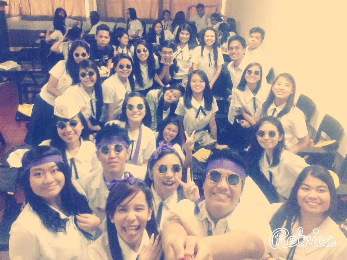 BES2_18's tweet photo. Welcome Walk 2014 💜

#TWW2018 #PistaSaAB #USTFreshmenWeek2018 https://t.co/OdlCzd7PHp