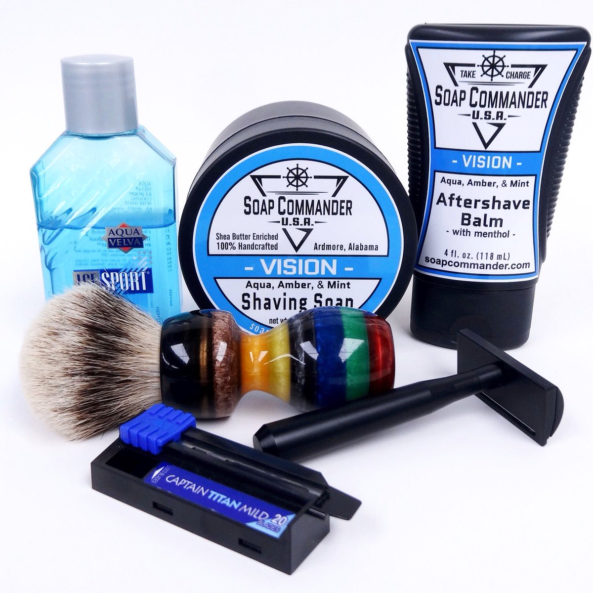 SoapCommander's tweet photo. 8-6-18 #SOTD (#Vision for Monday) Great way to begin the work week.  SC "Vision" and AV "Ice Sport" will forever be one of my favorite combos...especially in the summertime. #seizethehelm #leadership #wetshaving #soap #mensstyle #grooming #SmallBusiness #entrepreneurs #BeALeader https://t.co/nz5Ep3O6EO