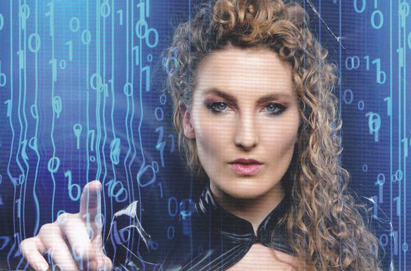 Alice Fraser Ethos (Underbelly Friesian, 19.55) Aussie Alice teaching her artificial intelligence 'what it is to be human'. Not for the prudish, but 5 stars from me. And an audience singalong, "You've got to know when to hold them ...." #IntoTheUnknown #Bobspicks #weloveAIethos