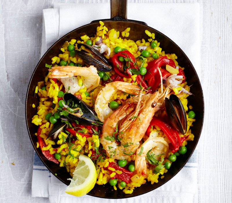 Holidaying in España this year? Why not bring España to your kitchen and book our spanish cooking course #food #foodporn #cookeryschool 
bit.ly/2M6TqrB